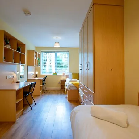28 - Comfortable 2br - Family Apartamento Galway