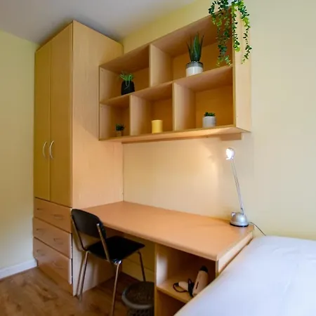28 - Comfortable 2br - Family Galway