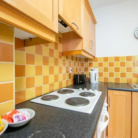 28 - Comfortable 2br - Family Apartment